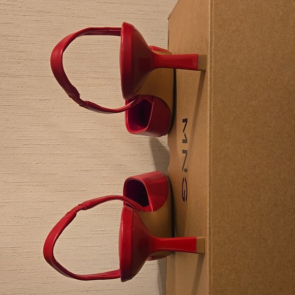 Mango Kitten Heel - Picture 5 of 6